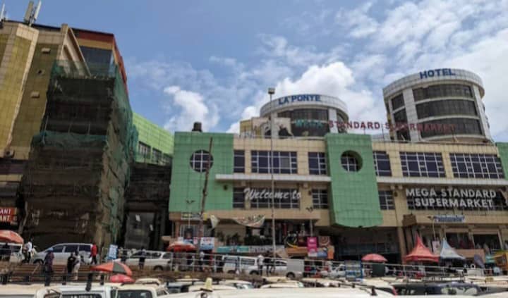 CITY MALL